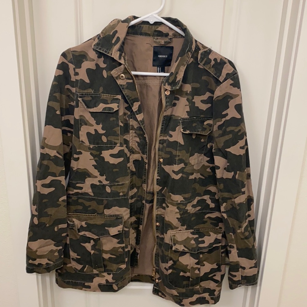 Forever 21 camo untility jacket